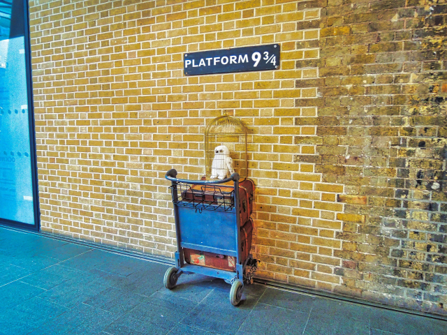 If you feel shaking while on a platform, Follow instructions from station staff
