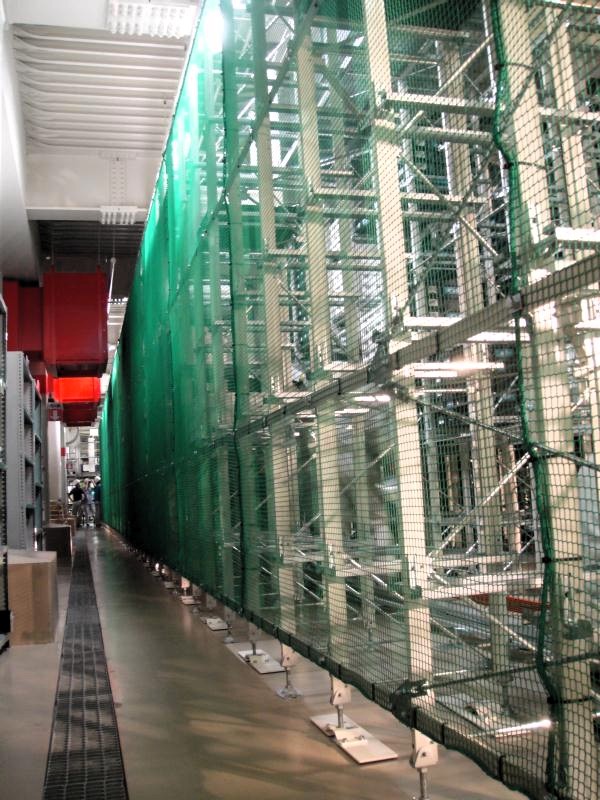 For example, even at job sites where it’s difficult to install anchors in concrete floors, Proseven can handle the job.